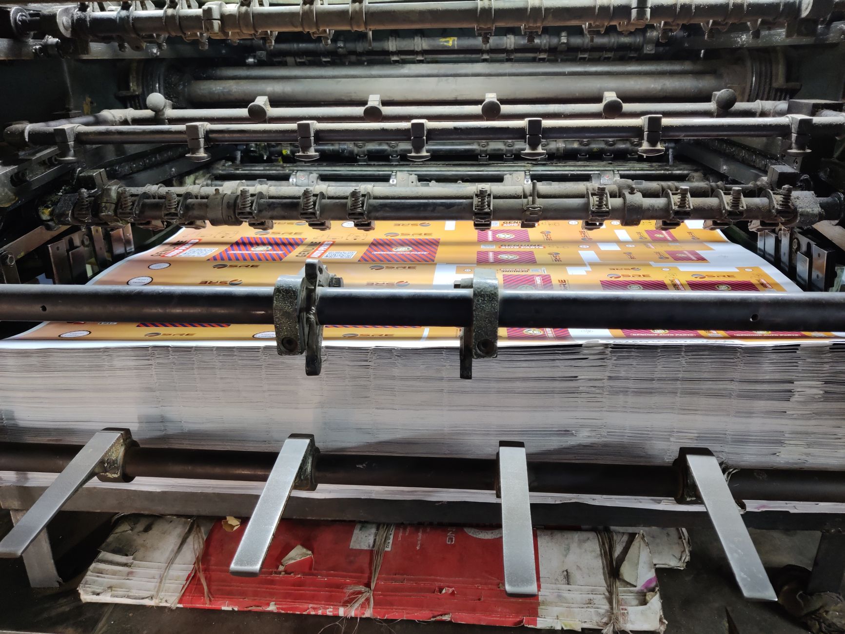 Commercial digital press producing rush business cards in Orange County
